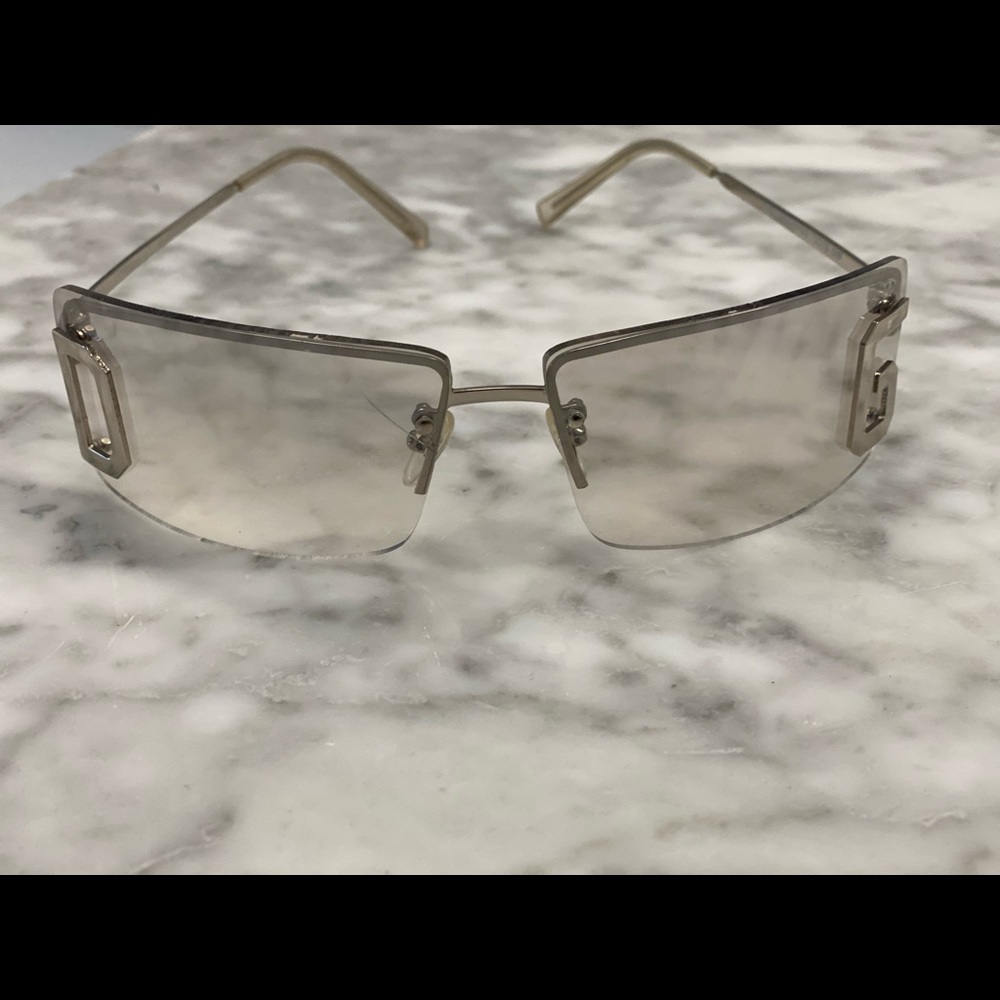Dolce Gabbana sunglasses slight crack in Lens